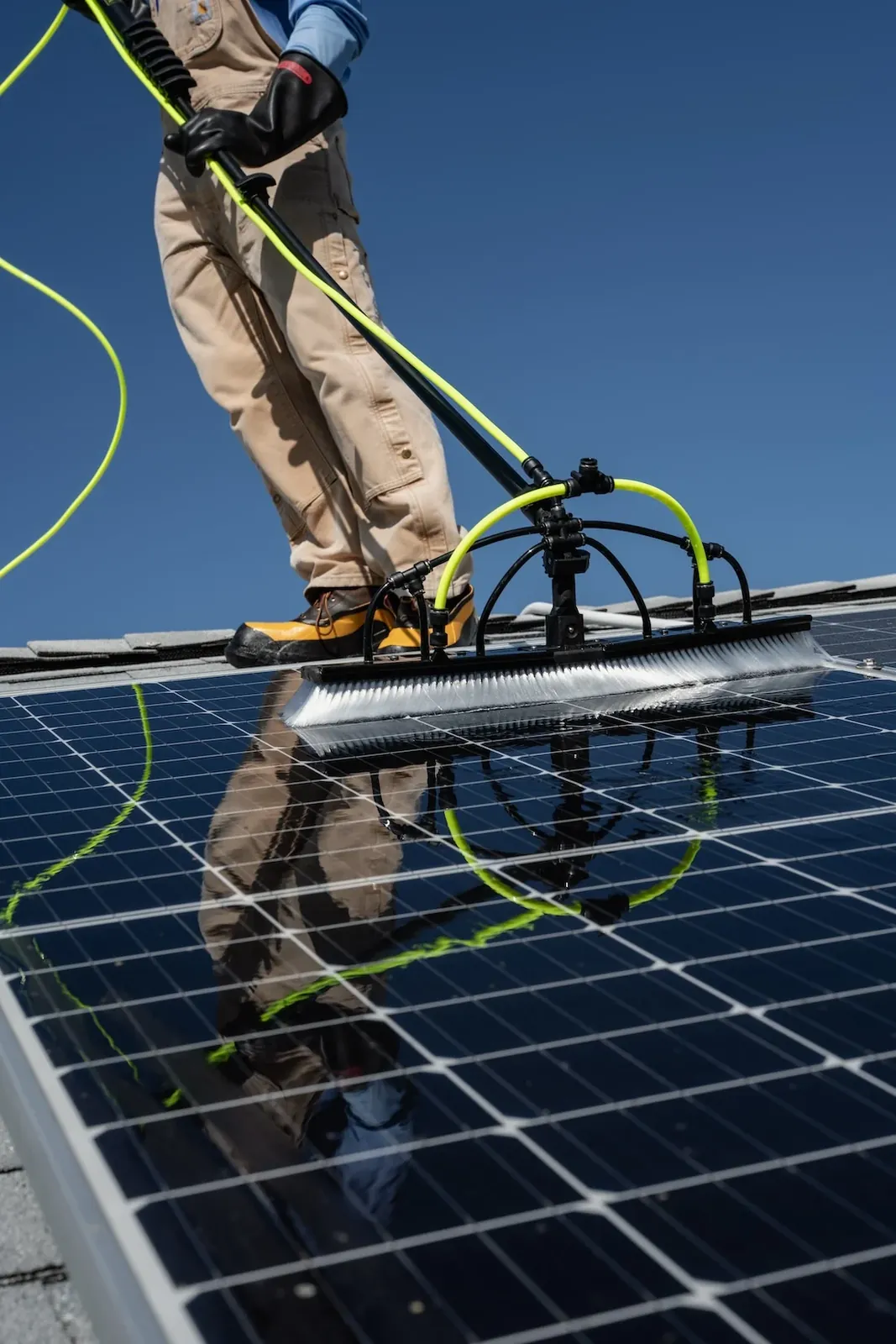 Solar Cleaning in Laredo, TX by Otto's